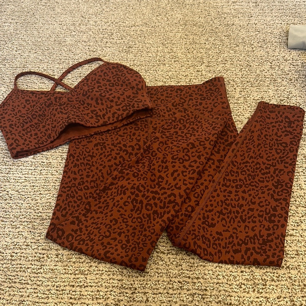 GAP Rust Leopard Print Leggings & Sports Bra Set